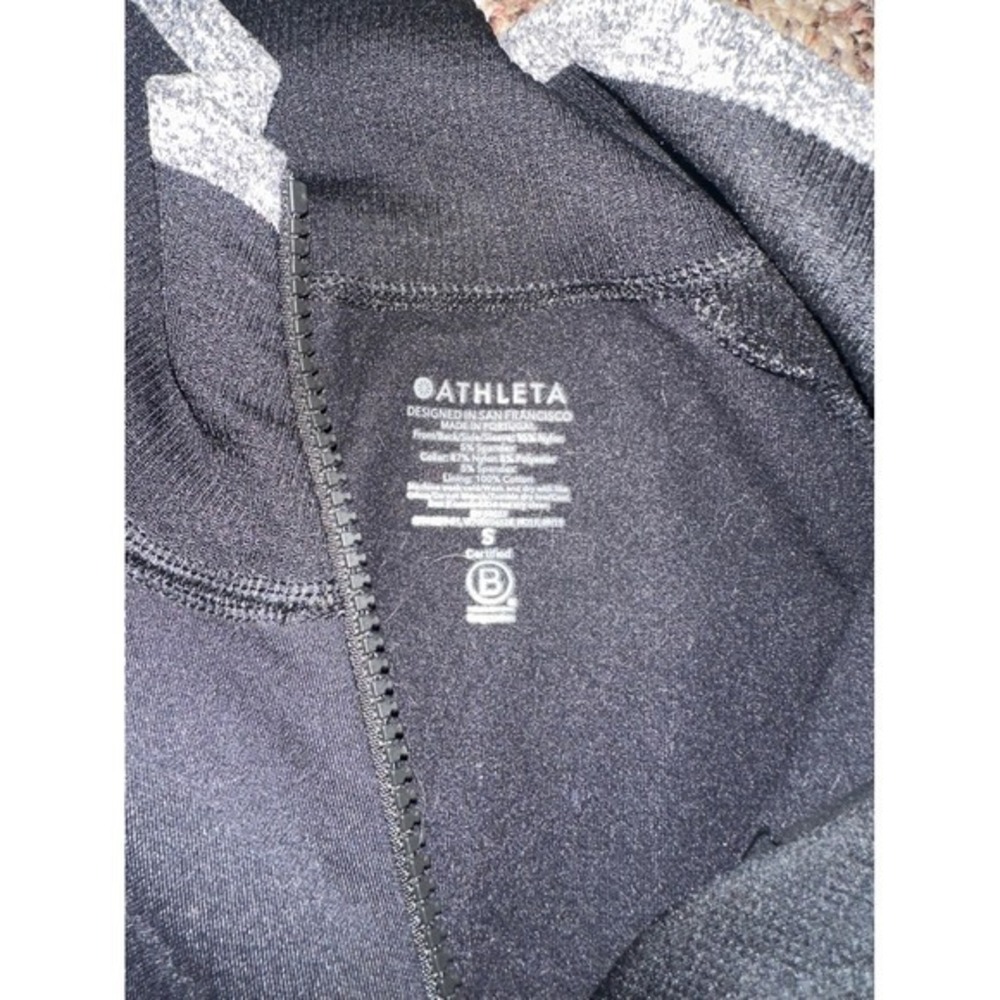 Athleta full zip,‎ black jacket, size SM - Picture 5 of 7